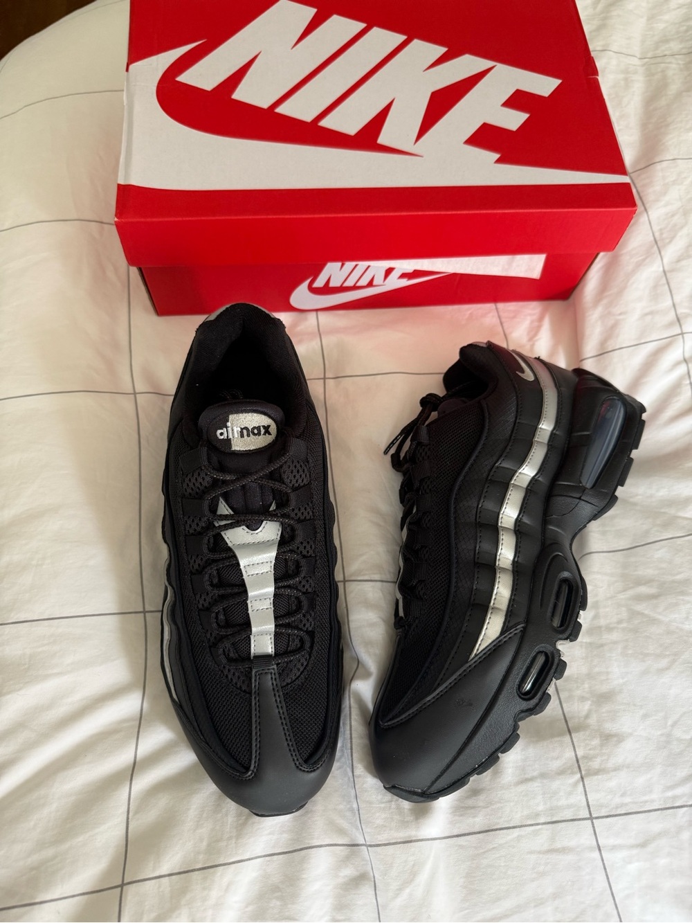 Nike AIR MAX 95 'BIG BUBBLE - BLACK METALLIC SILVER' Men’s US Size 11